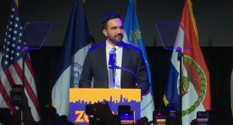 Revolusi Balai Kota New York: Zohran Mamdani, Muslim Termuda Pemimpin Kota, Langsung Berhadapan dengan Donald Trump