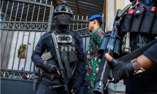 ANALISIS MENDALAM KASUS LEDAKAN SMAN 72: Pelajar Terluka Status ABH, Polisi Selidiki Motif dan Jejak Daring Terorisme