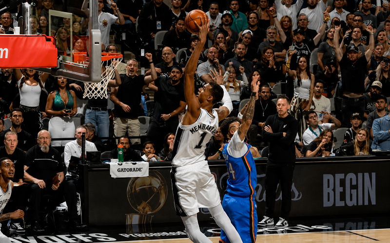 Victor Wembanyama Bawa Spurs Bungkam Thunder dan Samakan Kedudukan Seri