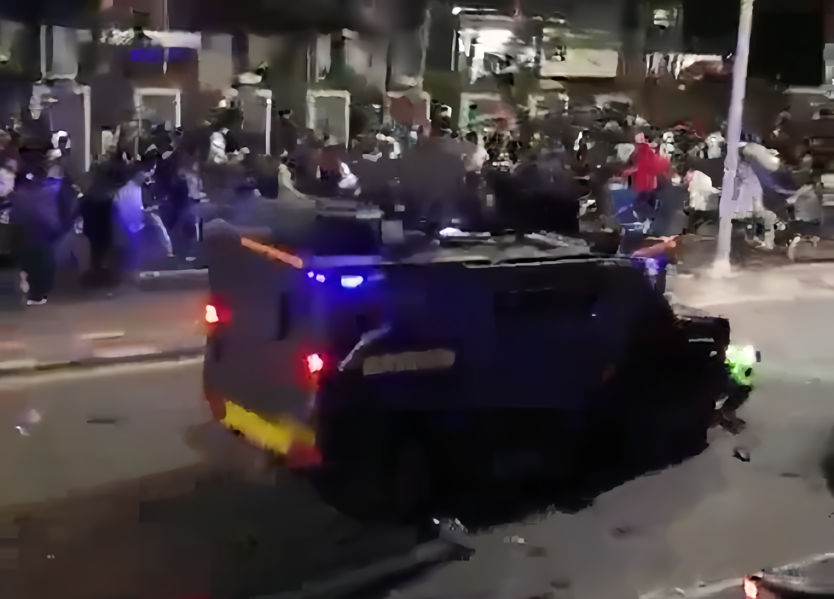 Pengemudi Ojol Tewas Terlindas Kendaraan Brimob saat Pembubaran Demo DPR