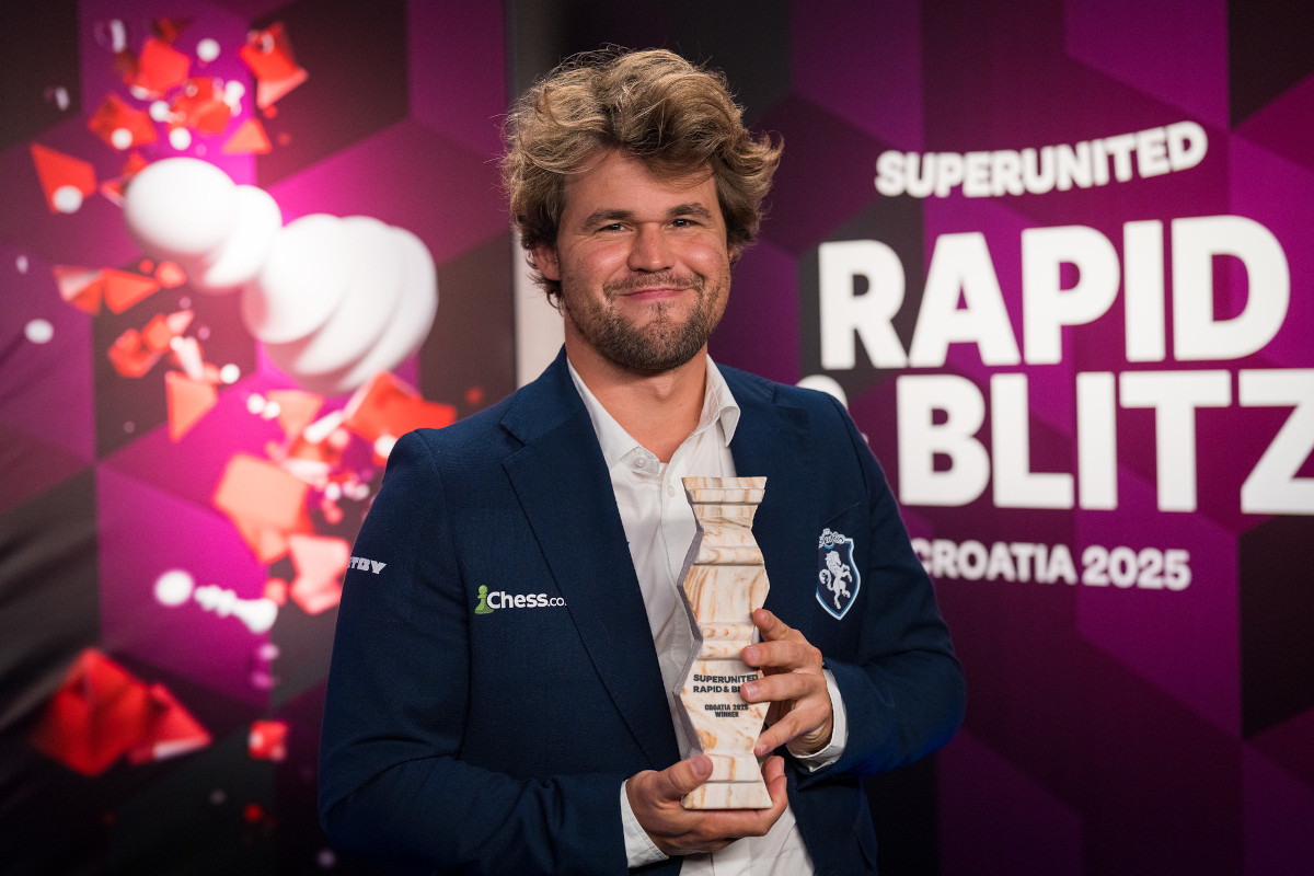 Gukesh Kalahkan Magnus Carlsen di Zagreb, Catat Kemenangan Bersejarah