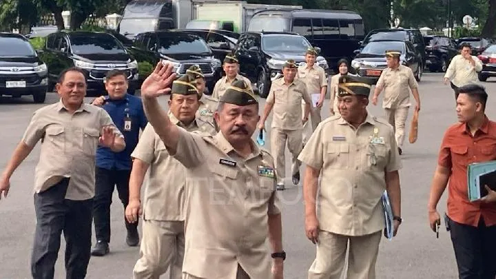 Pensiunan TNI Serukan Pemakzulan Wapres Gibran, Minta Presiden Prabowo Tindaklanjuti